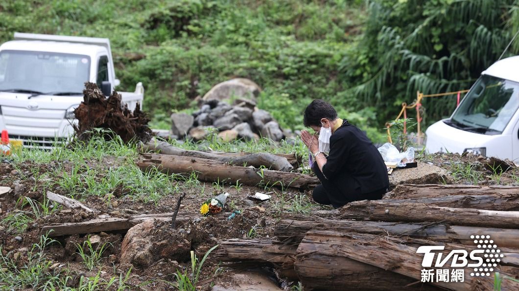除了日期相同外,當年水災也是因為強降雨,氣象專家也指出全球暖化是災害的成因之一。(圖/達志影像美聯社)