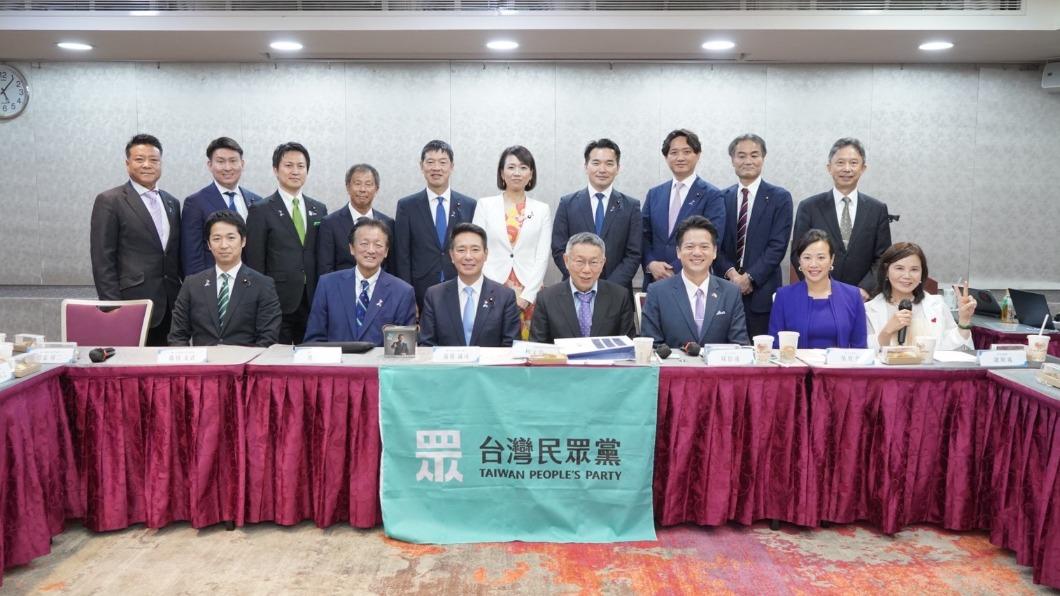 日本前外相評柯文哲:如同「颱風眼」 是動盪社會風雲人物