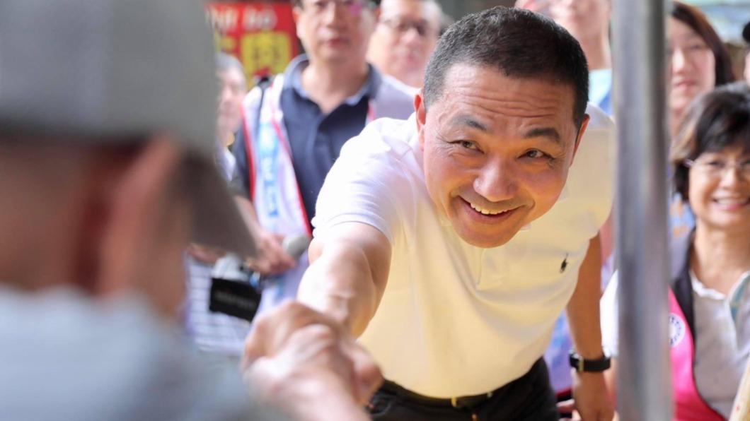 國民黨總統參選人侯友宜表態支持合乎中華民國憲法的「九二共識」。(圖/翻攝侯友宜臉書)