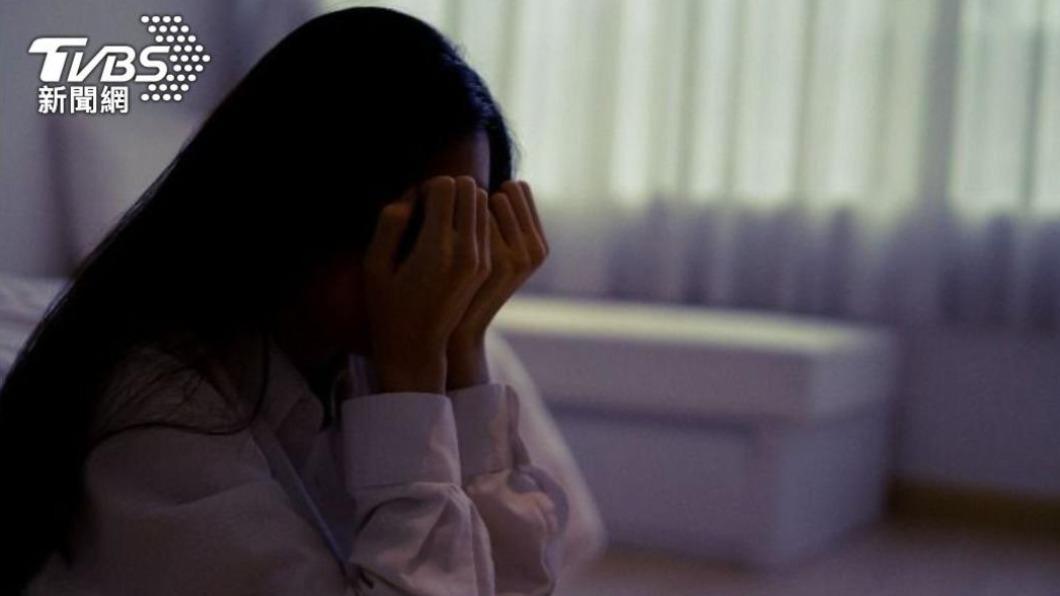 女子搭捷運被摸屁股，還被對方嗆聲。（示意圖，非當事人／shutterstock達志影像）