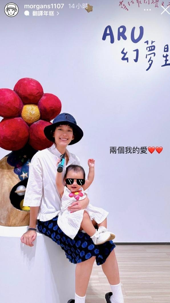孟耿如悄悄現身畫展做最後確認。(圖/翻攝自孟耿希IG)
