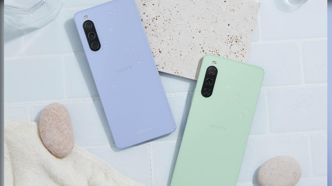 選購Xperia 10 V除獲得500元配件購物金外,再加贈Xperia質感夾式小風扇。(圖/Sony提供)