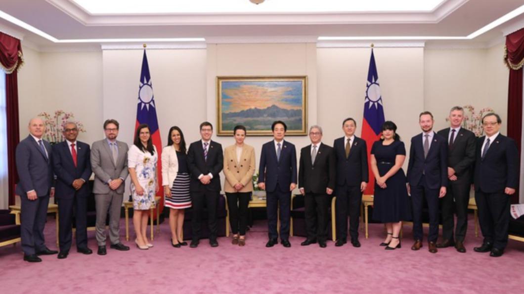 副總統賴清德今(5日)上午接見「加拿大國會議員訪台團」。（圖/總統府提供）