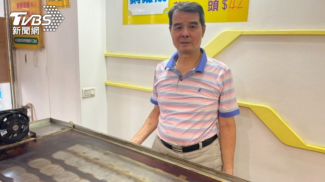 老闆指出銅鑼燒都是當日現做,數量有限。(圖/李昱菫攝)