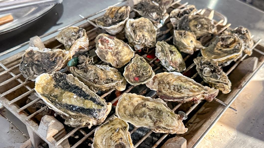 通通吃到飽！全台8間平價火烤鮮蚵店　嗑到痛風也甘願