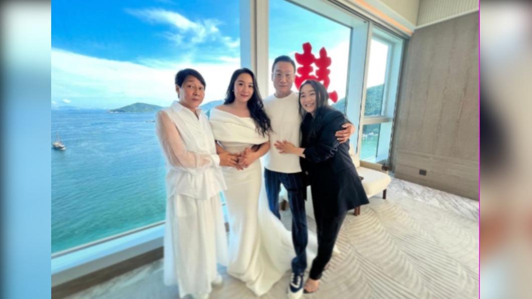 梁家輝與江嘉年育有兩女，一家人感情十分良好。（圖／翻攝自nikkiechleung IG）