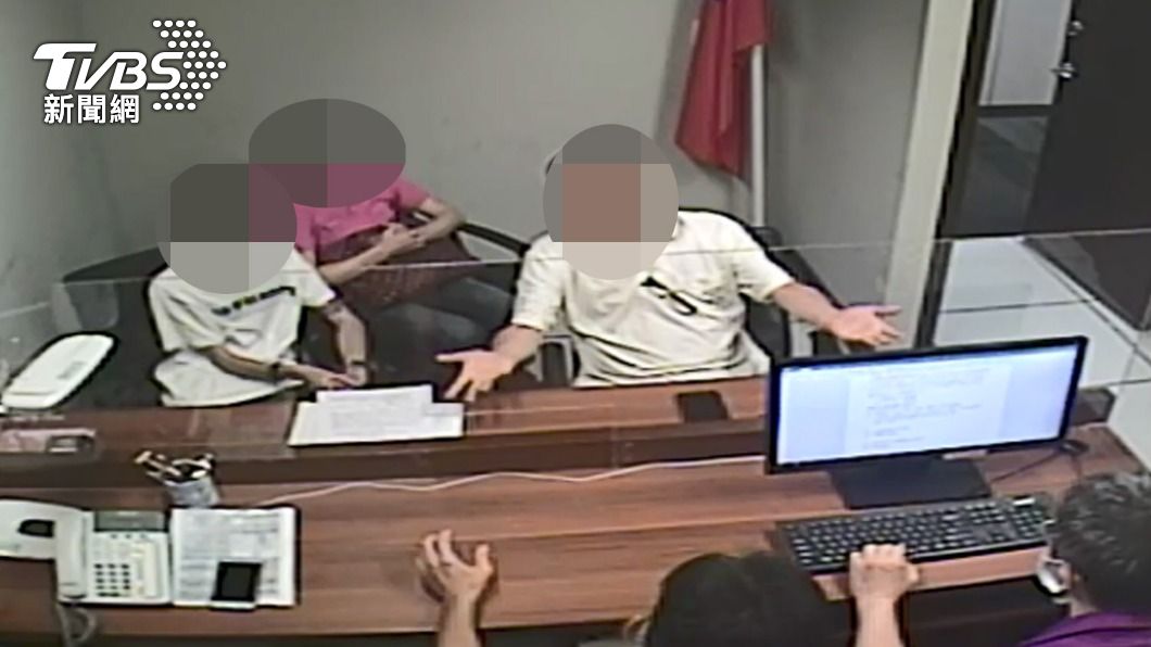 黃姓老闆雙手一攤表示沒錢。(圖/TVBS)