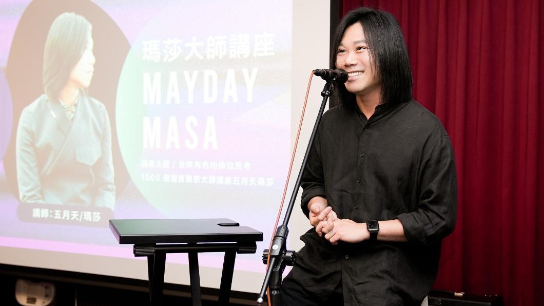 HUSH拿金曲歌王太嗨! 五月天瑪莎自爆慶功到凌晨4點