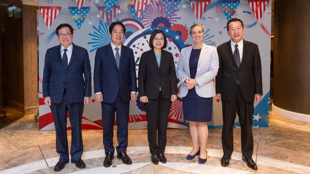 總統蔡英文與副總統賴清德出席「美國獨立紀念日酒會」。（圖/總統府提供）