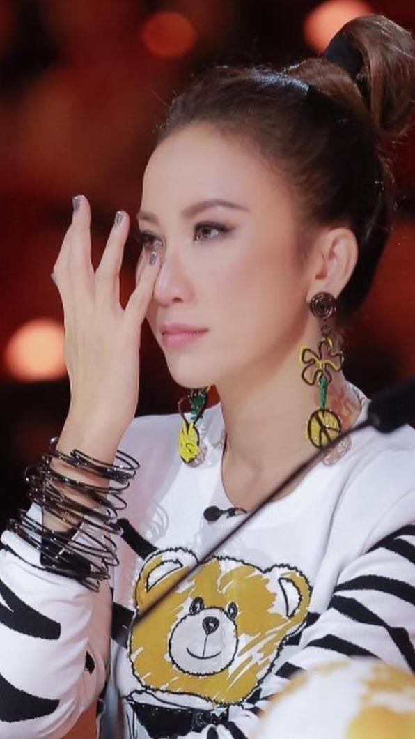 李思林心痛透露先前有請台灣師父超渡妹妹李玟。(圖/翻攝自李玟臉書)