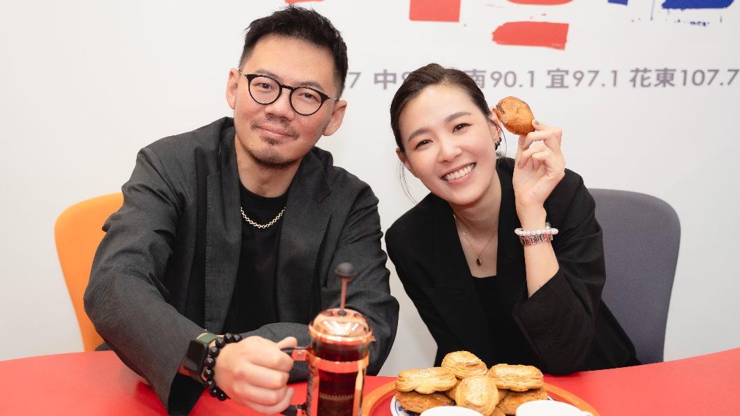 葛大為(左)笑說終於和安溥約聚會。(圖/Hit Fm聯播網提供)