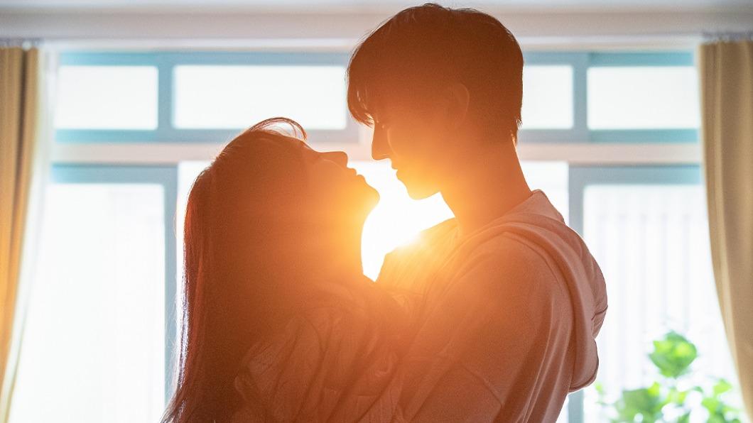 生肖鼠不僅財運旺,真愛也將找上門。(圖/翻攝SBS DRAMA FB)