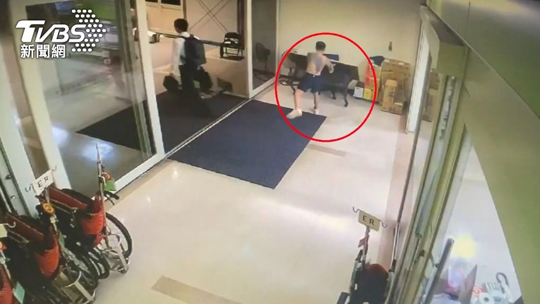 台中浩克?疑和女友鬧不愉快 瑪莎拉蒂男咆哮大鬧急診室