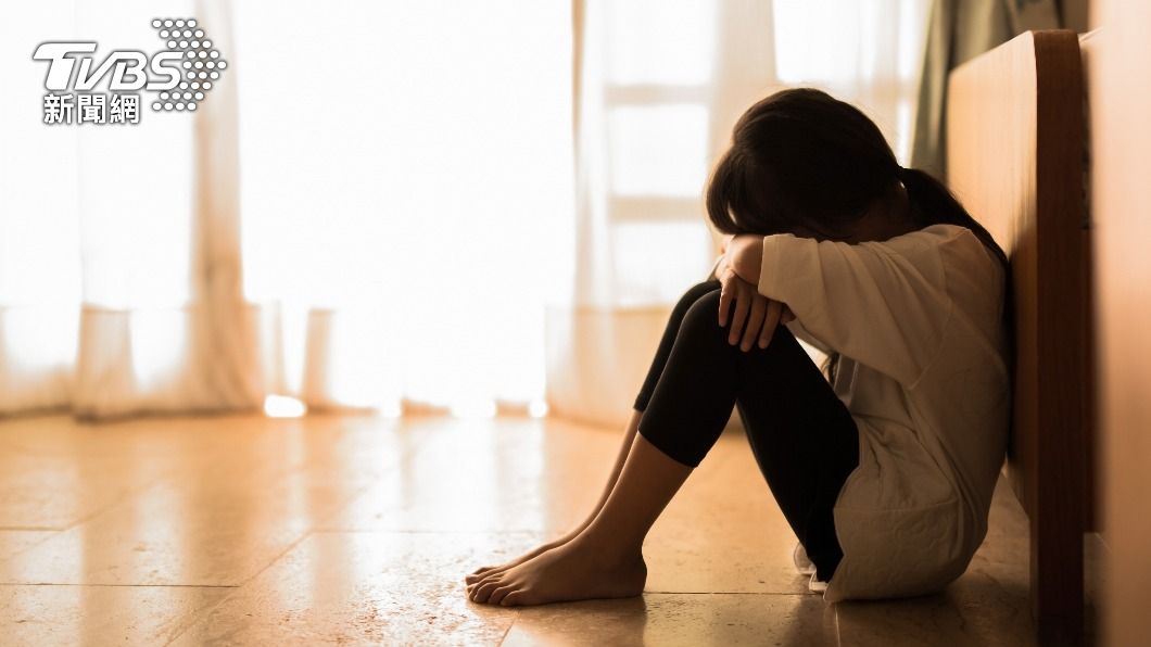 100元吃三餐！15歲嫩妹「瘦到像骷髏」泣訴：沒錢不要生