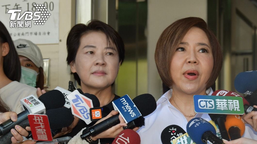 黃國昌遭圍攻!黃珊珊譏綠「害怕先抹黑」:權貴都在執政黨