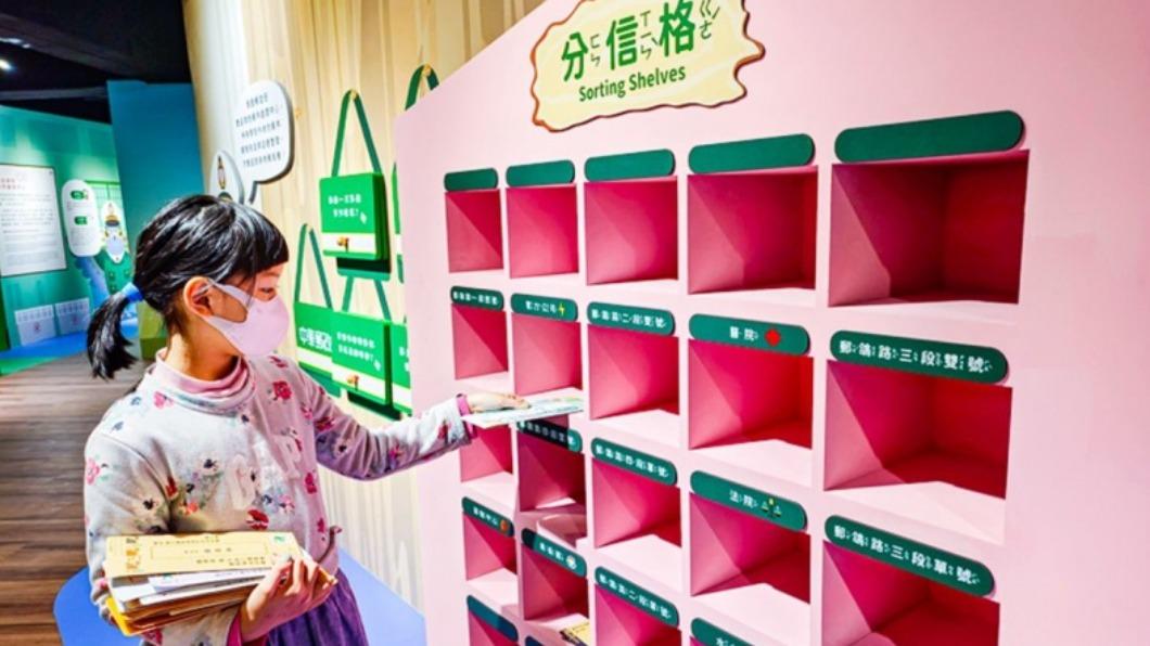 展區中可以體驗１日小郵差。（圖／史努比遊樂園提供）