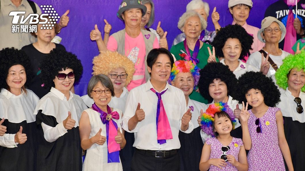 賴清德出席「全國信賴台灣姊妹會」成立大會。(圖/胡瑞麒攝)