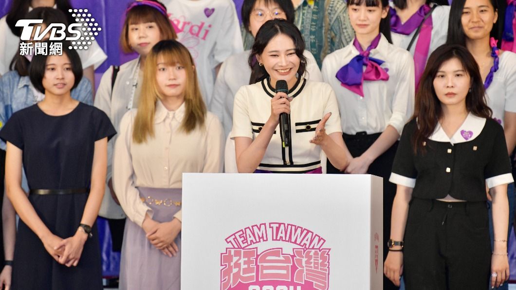 兼任青春女力團長的賴品妤出席「全國信賴台灣姊妹會」。(圖/胡瑞麒攝)