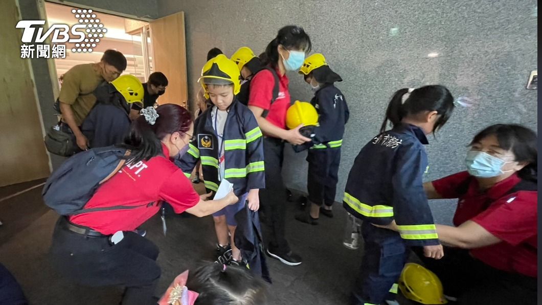 「小小消防員」來了!台中市消防局27場免費營隊開放報名