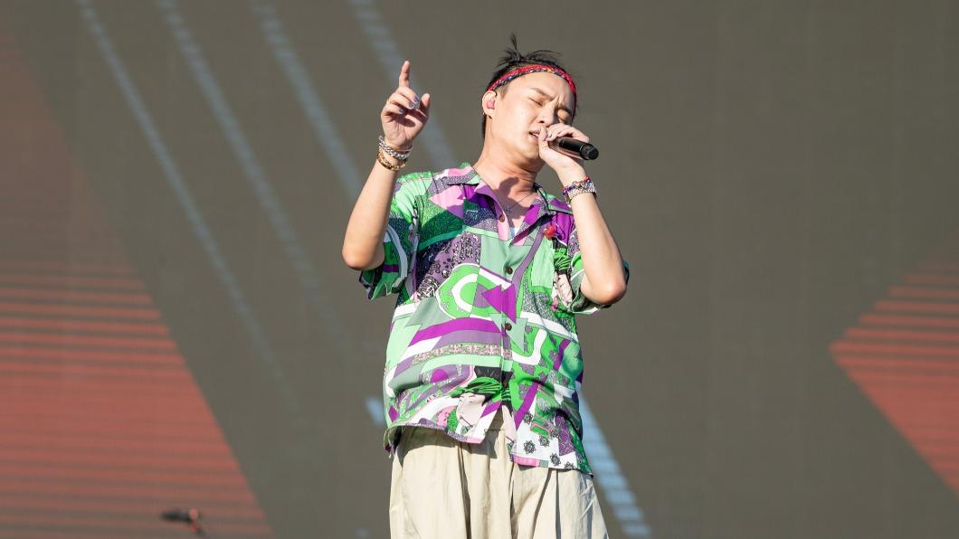 金曲歌王突爆身體亮紅燈!家族遺傳復發 嘆:每日吃很多藥