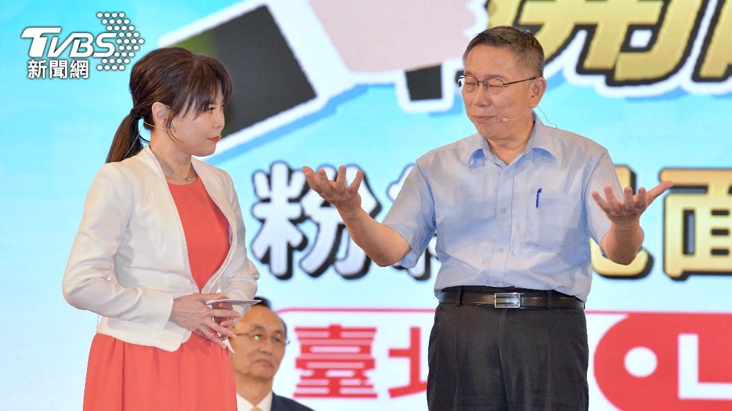 民眾黨主席、總統參選人柯文哲（右）。（圖／胡瑞麒攝）
