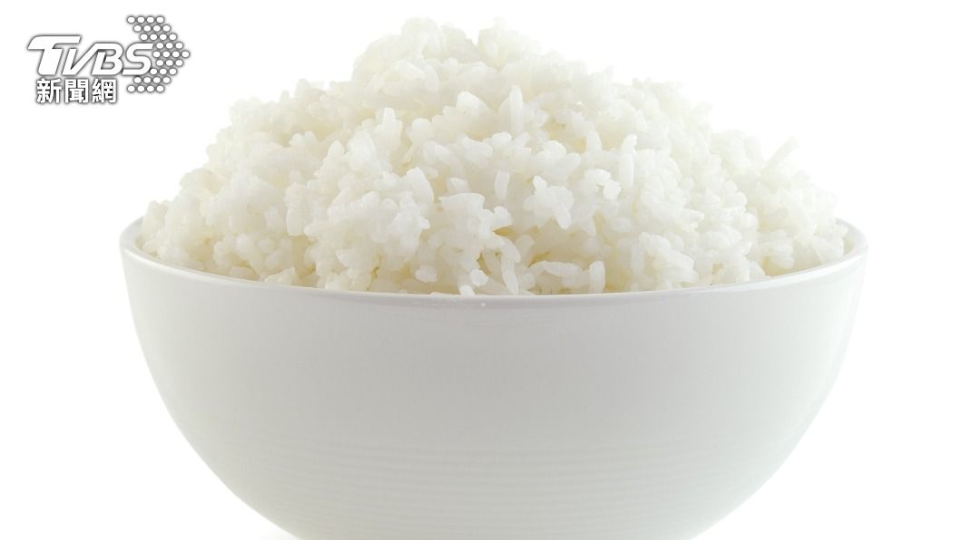 內行人指出麵食和冰淇淋飲料會減少白飯消耗量。(示意圖/shutterstock達志影像)