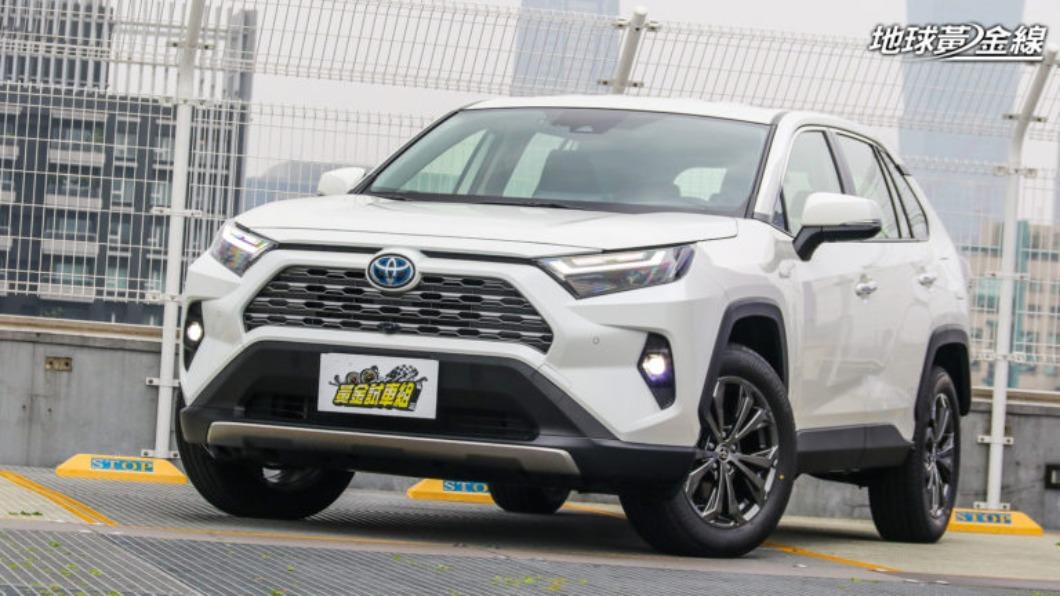 RAV4站穩進口車掛牌數龍頭。(圖/地球黃金線)