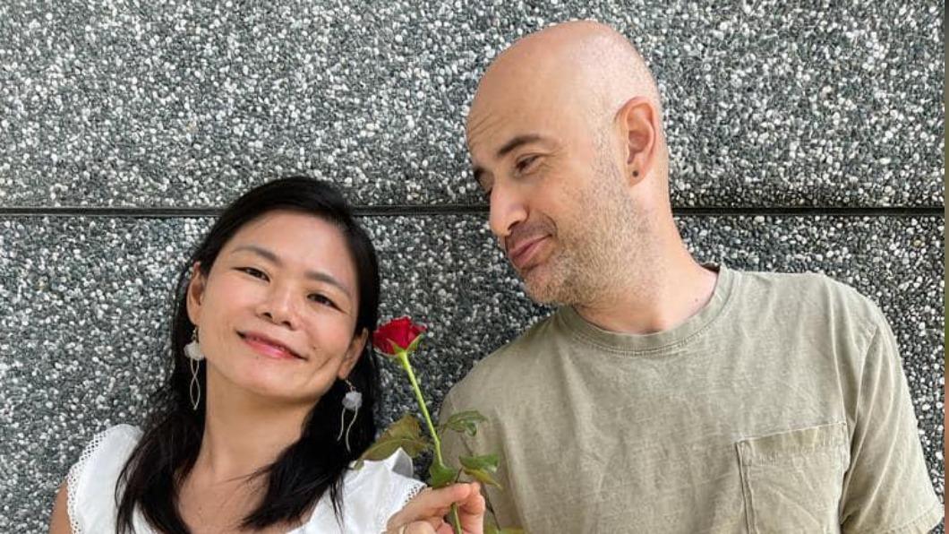 吳鳳老婆體內長8～9公分大的子宮肌瘤。（圖／翻攝自吳鳳臉書）