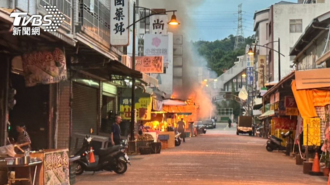 附近店家都嚇壞了。(圖/TVBS)