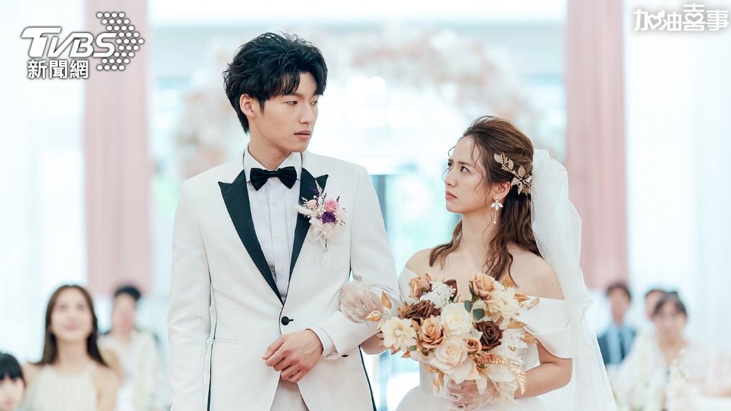 「咖啡CP」臧芮軒、劉育仁一路吵進禮堂。(圖/TVBS)