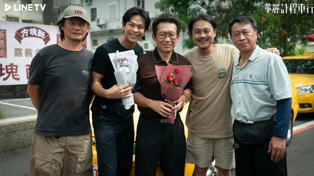 左起攝影指導韓紀軒、演員孫綻、郭子乾、導演黃常祚、演員游安順。(圖/LINE TV提供)