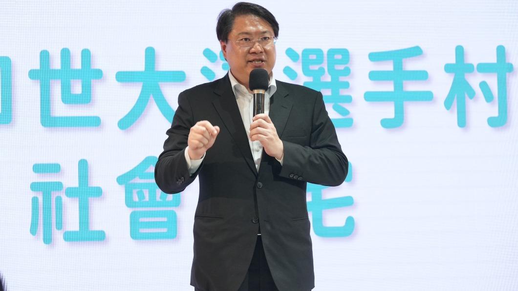 郭台銘批危老重建失控　林右昌：隨口批評容易！勿抹煞別人努力