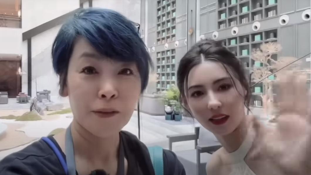 Emily上傳張柏芝出席重慶活動的幕後花絮影片。(圖/翻攝自鏡生活YouTube)