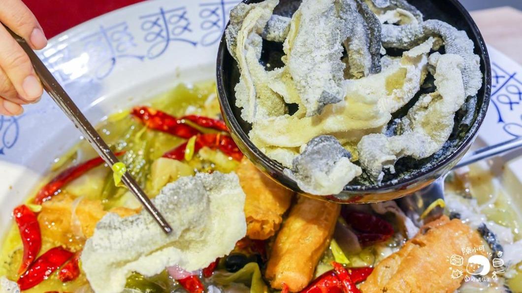 「沙漏酥魚皮」是饕客必點。(圖/陳小可的吃喝玩樂提供)