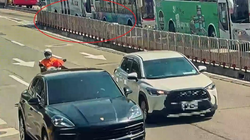 進站未煞停!北市客運追撞3公車 6人輕傷送醫
