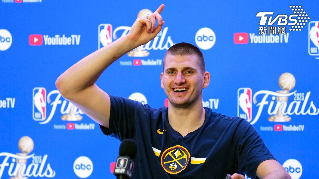 目前NBA最大約是約基奇與金塊簽下的5年2.95億美元。(圖/達志影像美聯社)