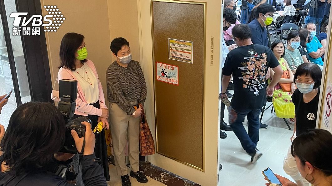 AIT現場也有派人員到場旁聽。（圖／林恩如攝）