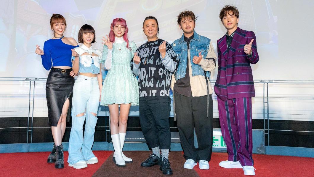 KID主持的《木曜4超玩》近日暴出幕後團隊集體離職。(圖/翻攝自木曜4超玩臉書)