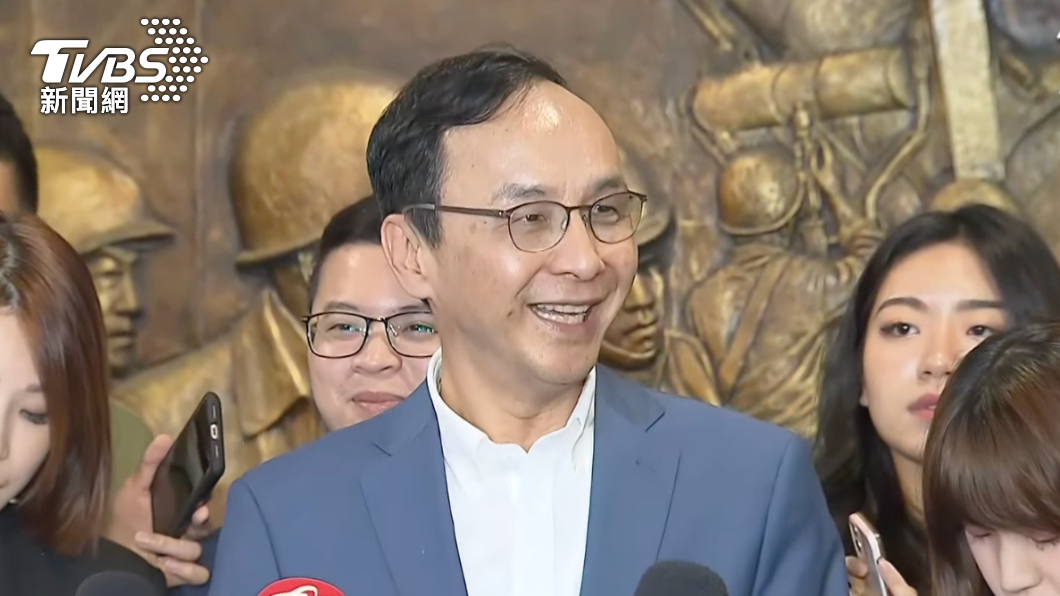 怎看郭董頻稱侯友宜「市長」 朱立倫反問媒體:是在見縫插針?