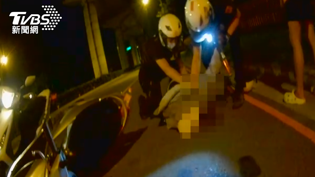 員警追了20公里終於抓到人。(圖/警方提供)