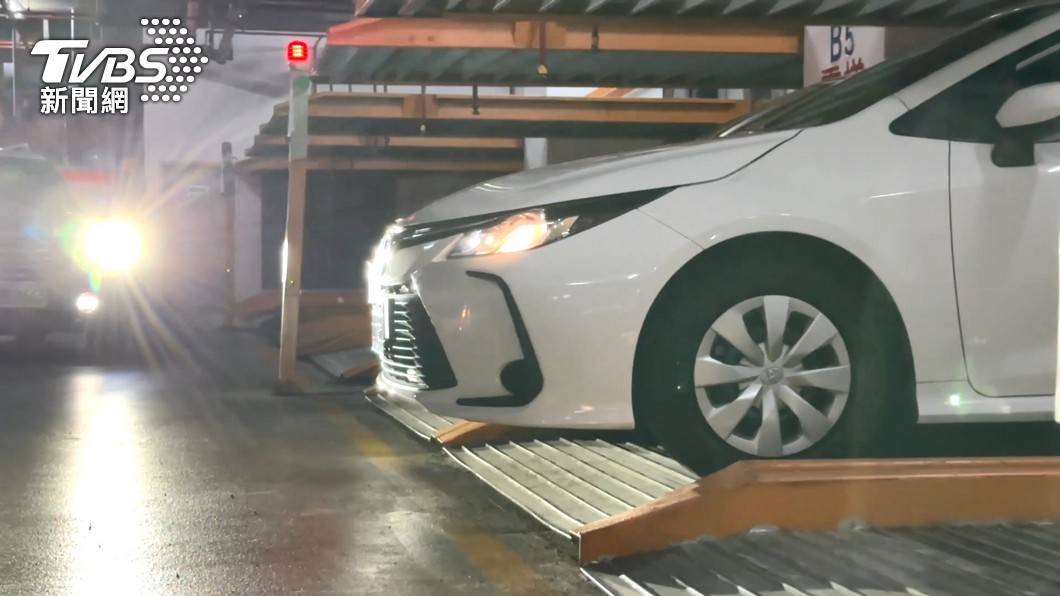 網友透露,社區有定時請人維護保養車位,但聽說還是有故障情況。(示意圖/TVBS資料畫面)