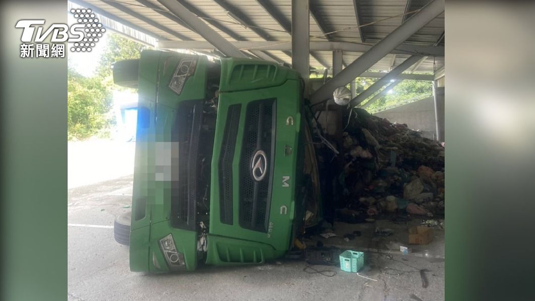 駕駛稱煞車失靈。(圖/警方提供)