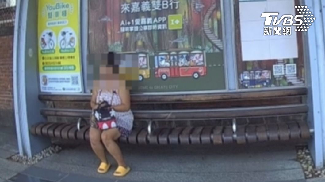 台中女被丟包難過報警。(圖/TVBS)