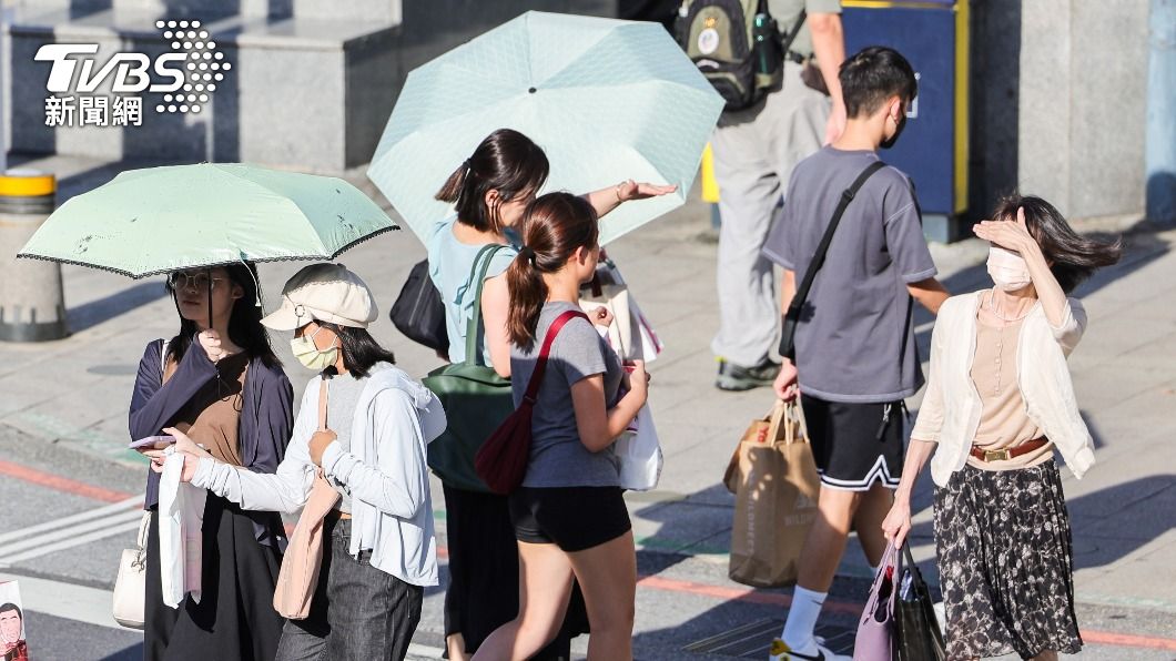 高溫炎熱台北上看38度 下午起花東沿海留意長浪