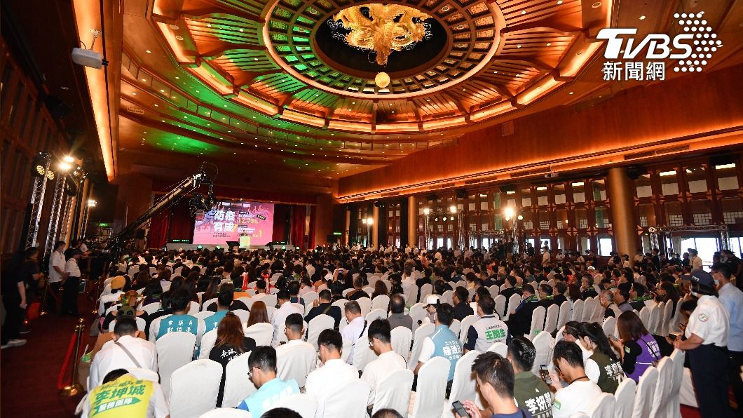 民進黨全代會今(16日)登場,黨主席暨總統參選人賴清德將率區域立委提名人出場造勢,訴求「顧好國家的方向、打造更好的台灣」。(圖/胡瑞麒攝)