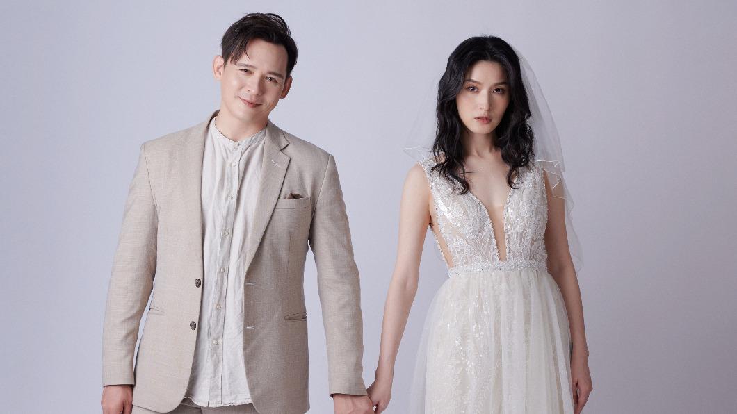 獨/低調和管罄完成婚禮!倪安東鬆吐「內心話」 性感婚紗曝