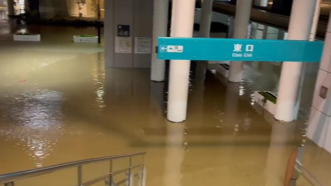 日本秋田暴雨遍地汙泥 3千家庭仍停水嘆:雨再多也沒用