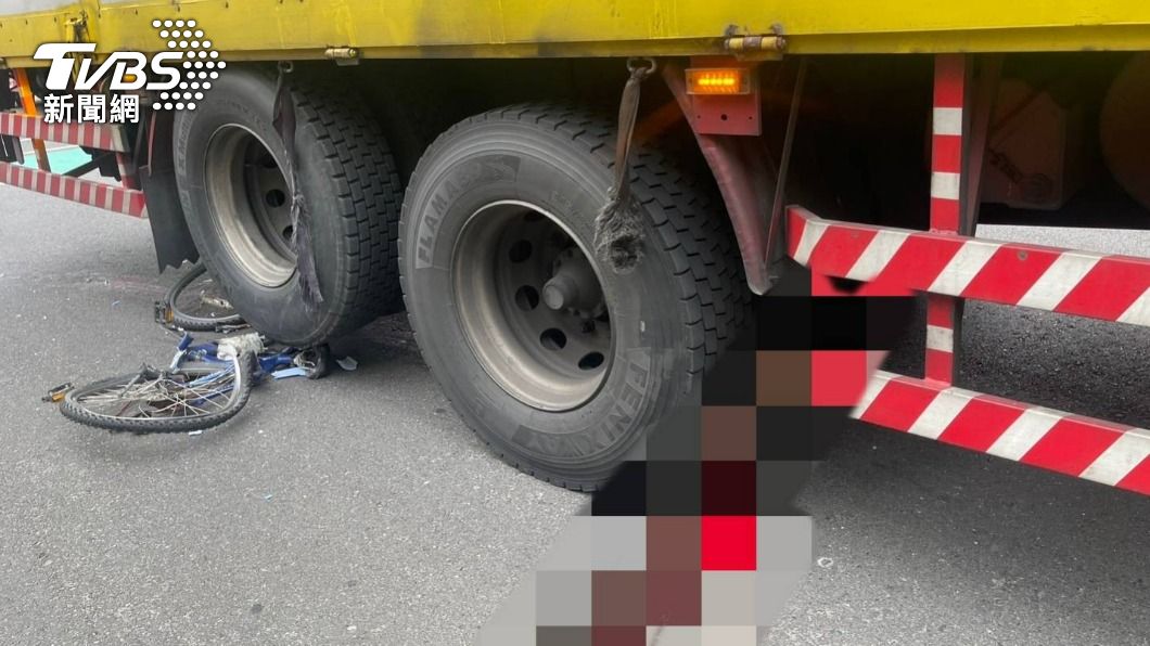 老翁現場明顯死亡。(圖/TVBS)