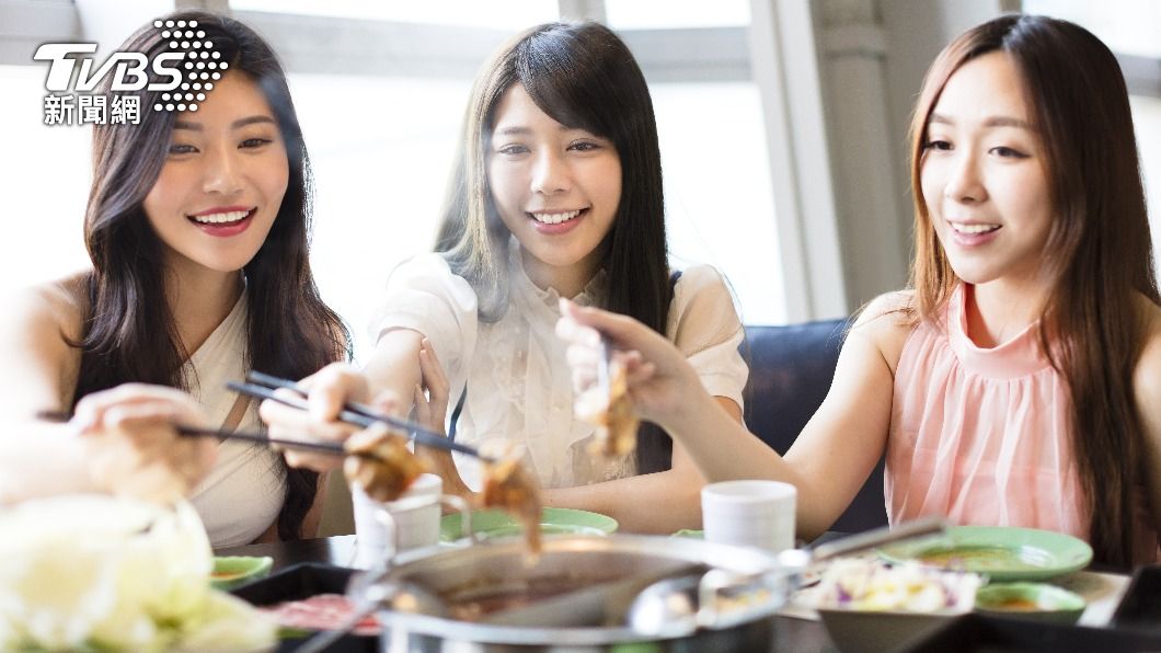 年輕人偏好精緻的飲食。(示意圖,非當事人/shutterstock達志影像)