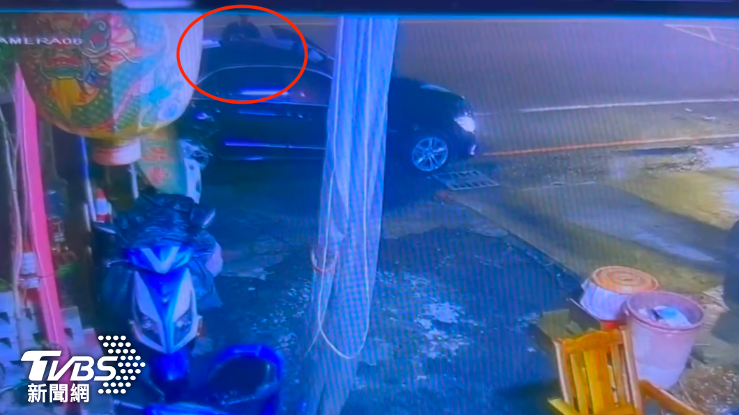 搞錯仇家嗆錯人!台中男竟倒車衝撞警車 遭破窗壓制栽了